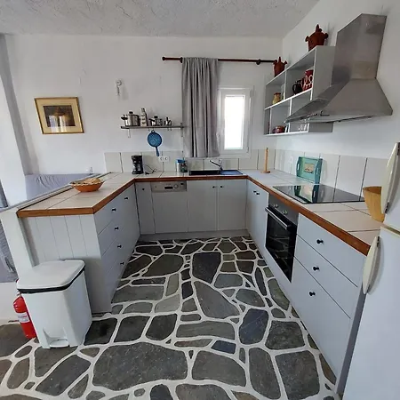 Lejlighed Styfilia Beachfront - First Floor *